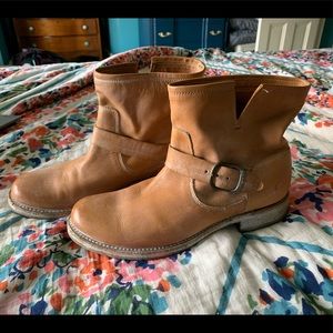 Frye Veronica Bootie, like new!